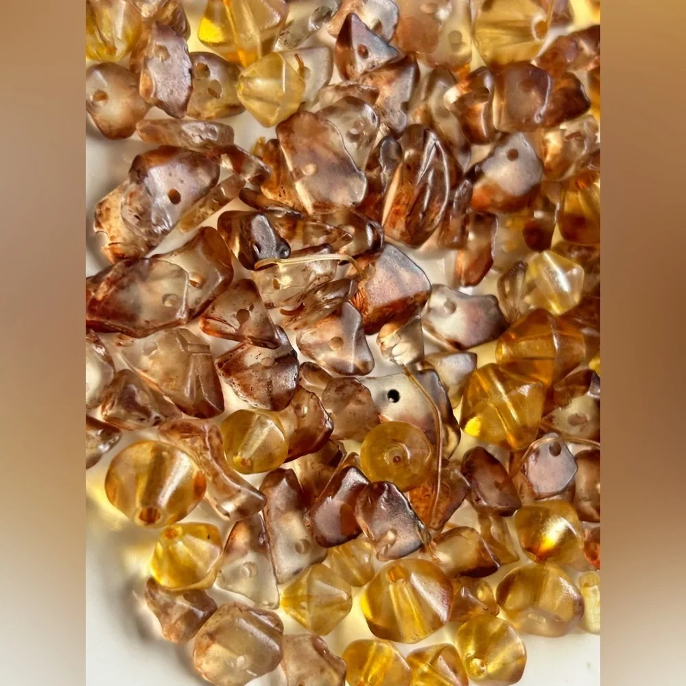 Vintage Amber Acrylic Lucite Nugget Beads DIY Jewelry Making Supplies Craft Lot - Picture 3 of 12
